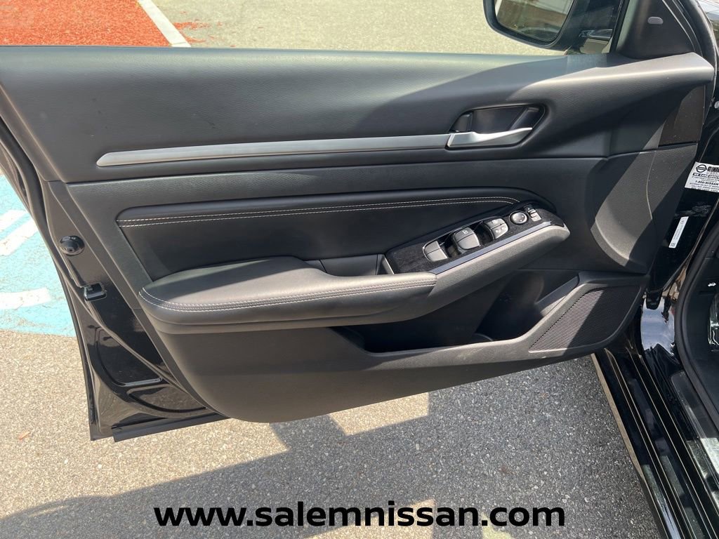 Certified 2023 Nissan Altima 2.5 SL AWD/4WD image 17