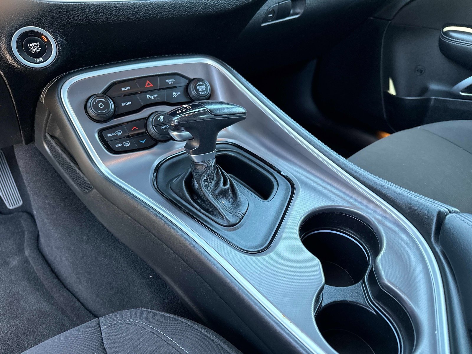 Certified 2022 Dodge Challenger GT w/ Blacktop Package RWD image 20