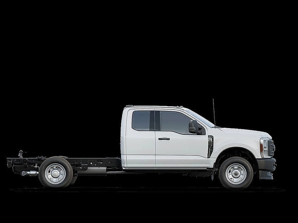 New 2024 Ford F350 XL w/ Snow Plow Prep Package AWD/4WD image 5