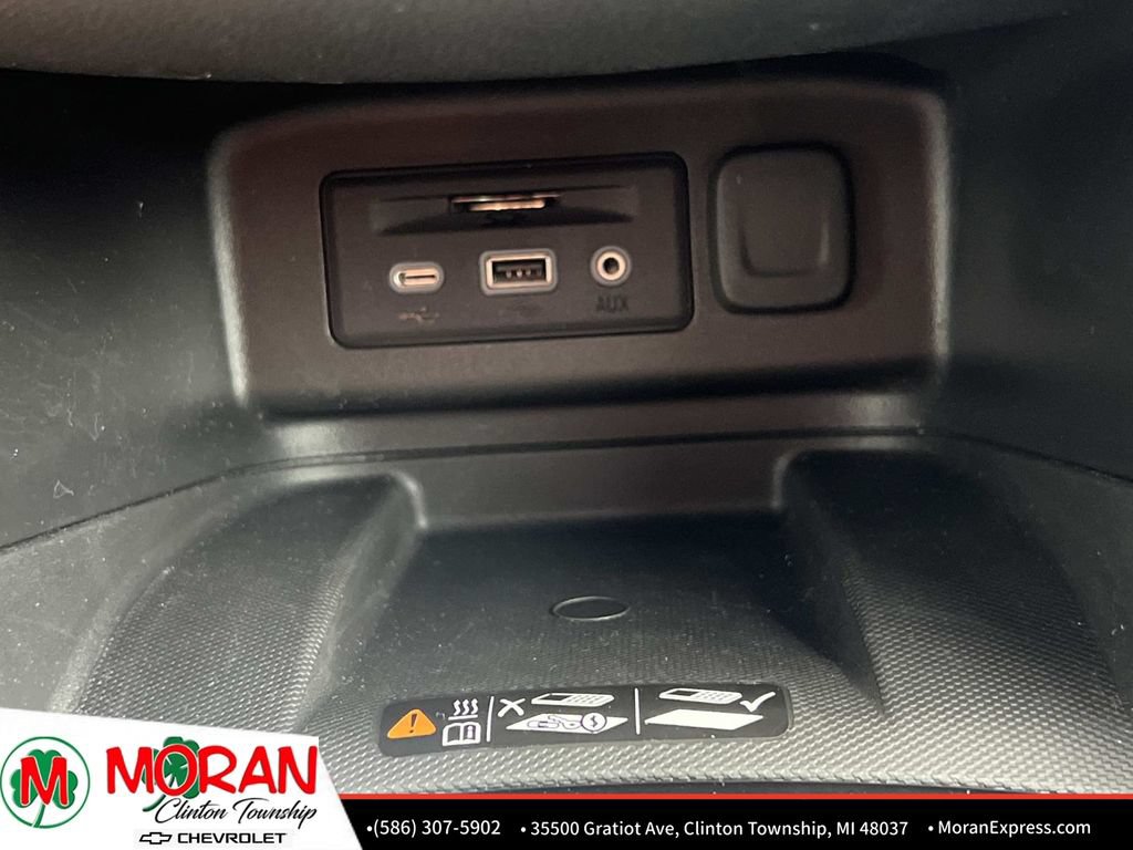 Certified 2023 Chevrolet Equinox Premier FWD image 27