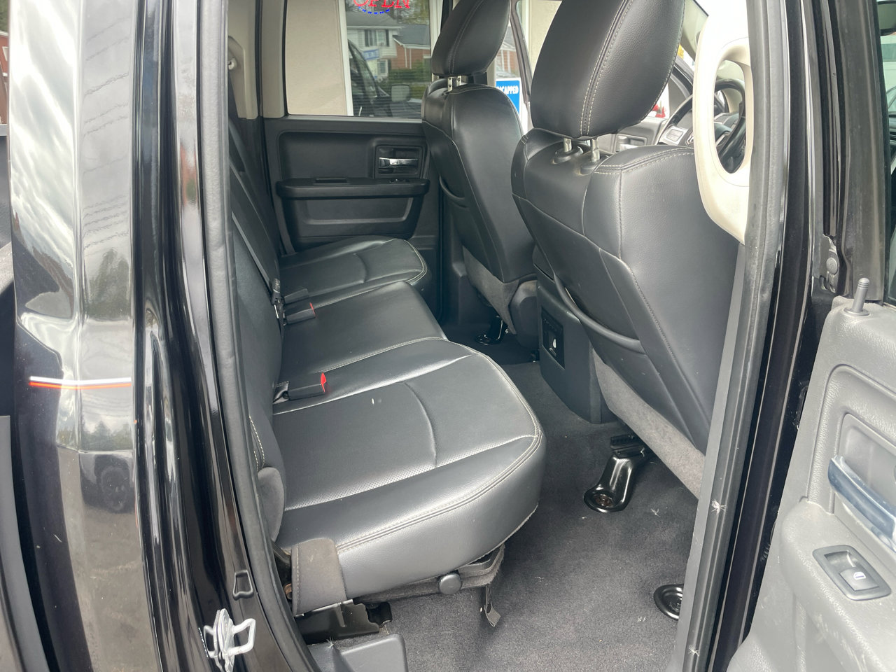 Used 2010 Dodge Ram 1500 Truck Sport image 32