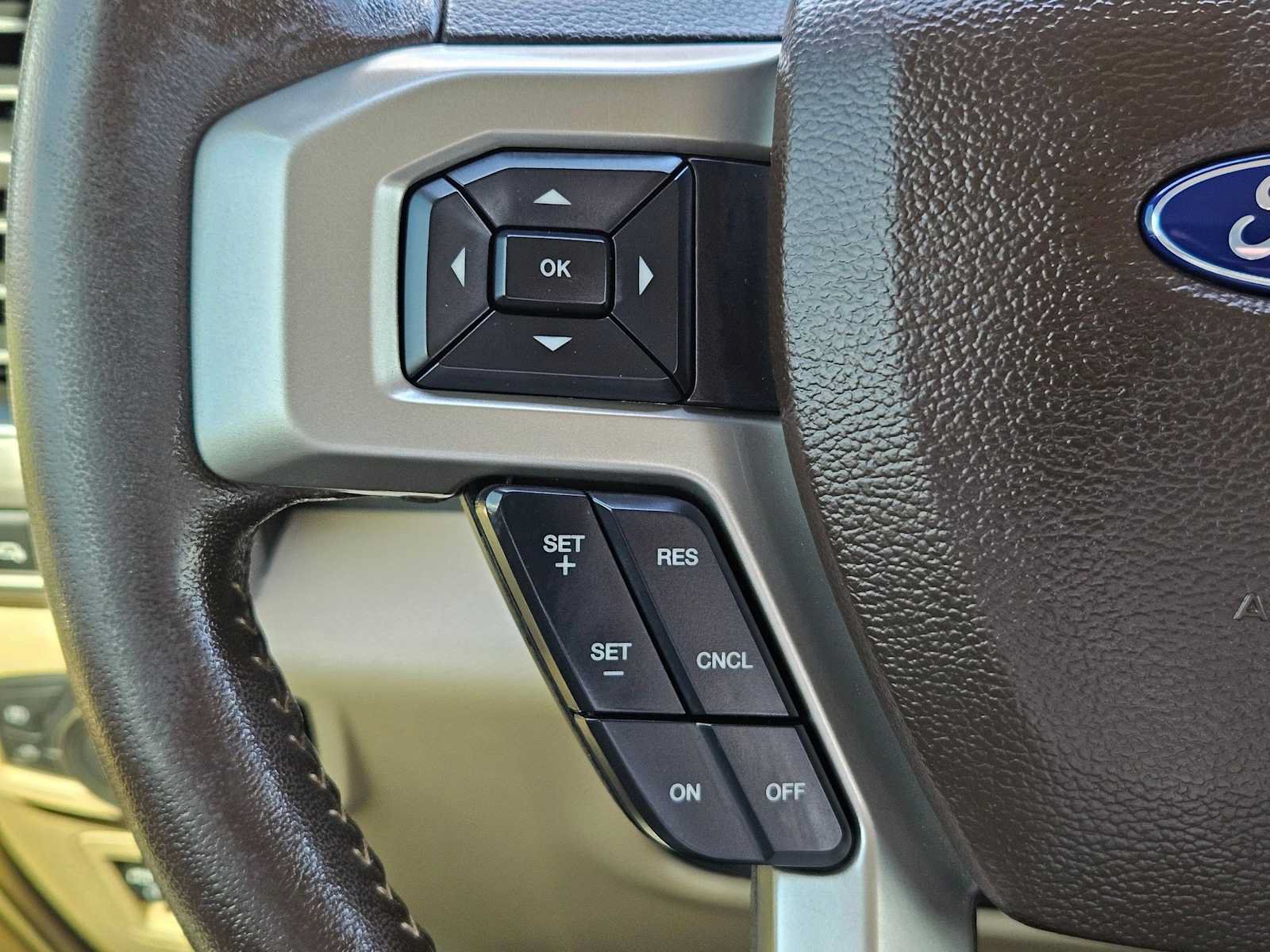 Used 2020 Ford F150 Lariat w/ Equipment Group 502A Luxury AWD/4WD image 23