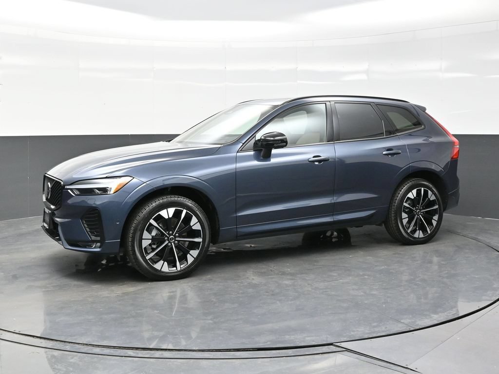 New 2026 Volvo XC60 B5 Plus w/ Climate Package AWD/4WD image 3