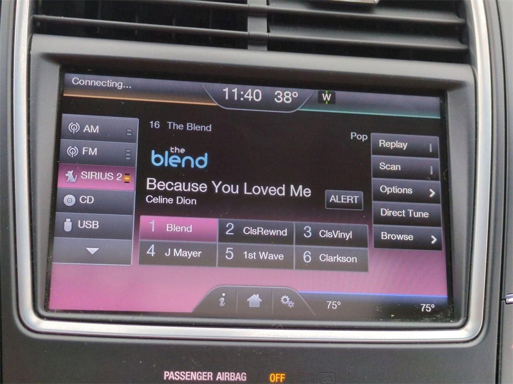 Used 2016 Lincoln MKX Reserve w/ Climate Package image 24