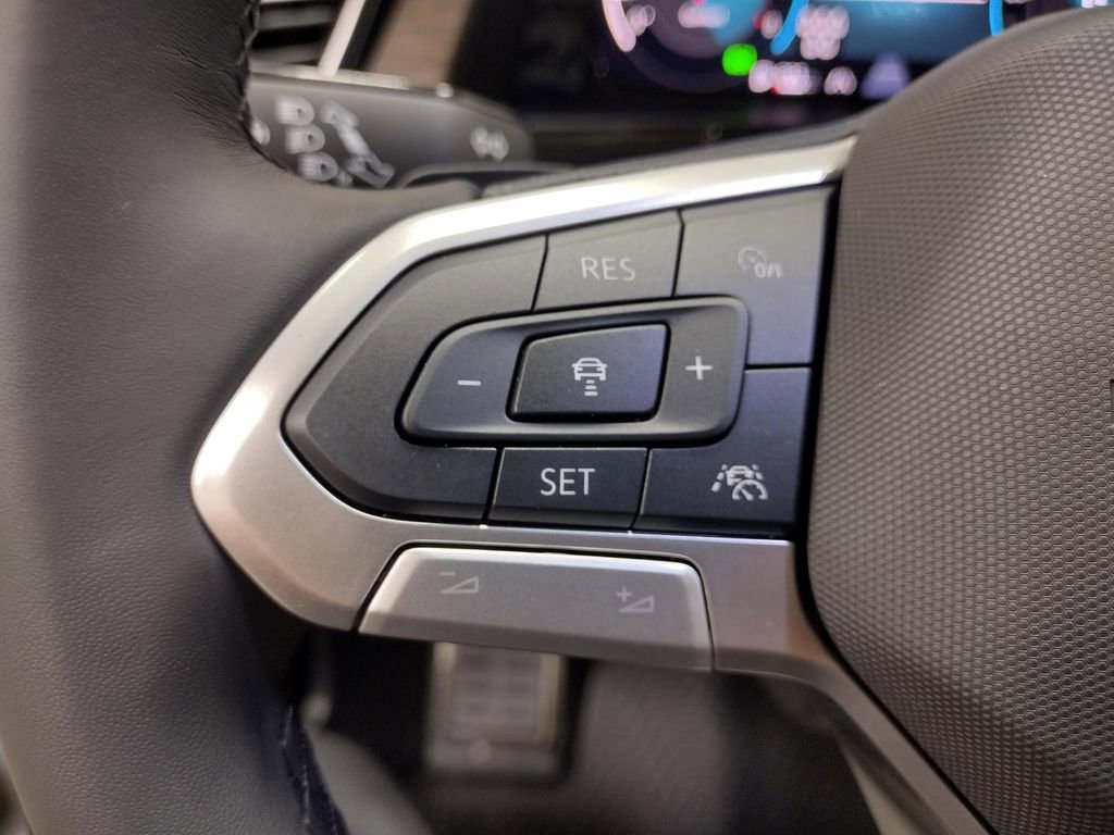 New 2026 Volkswagen Atlas SEL Premium R-Line image 36