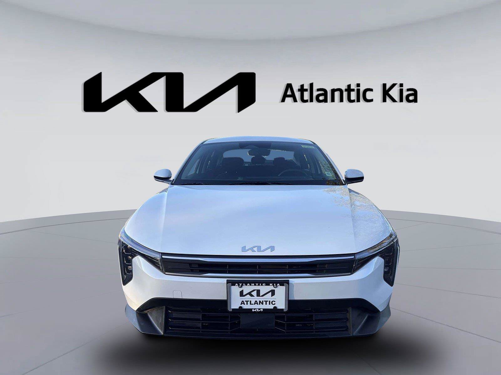 Certified 2025 Kia K4 FWD image 2