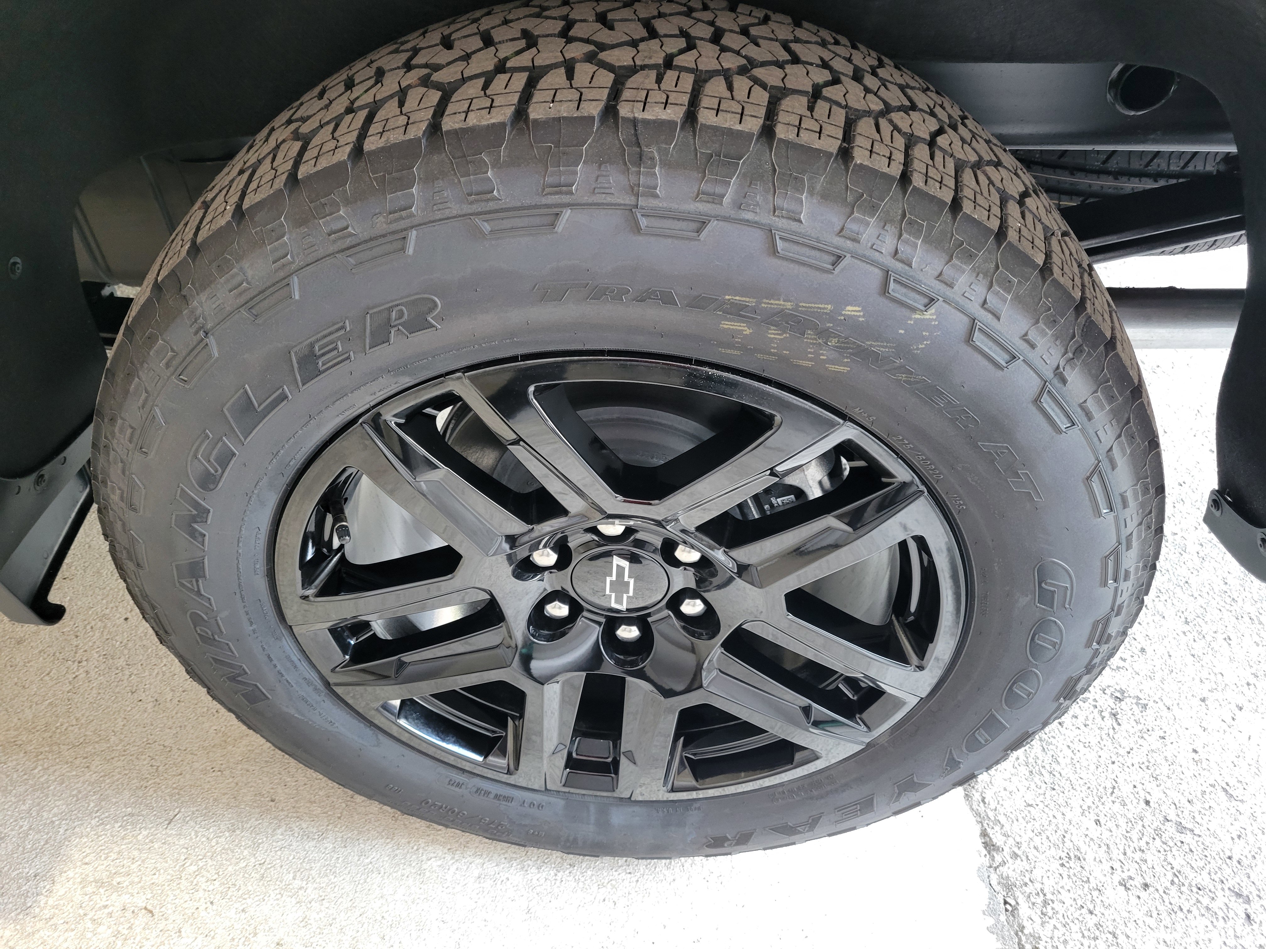 New 2026 Chevrolet Silverado 1500 High Country w/ Midnight Edition image 45