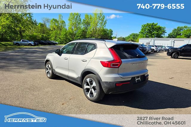 Used 2024 Volvo XC40 B5 Plus w/ Climate Package AWD/4WD image 5