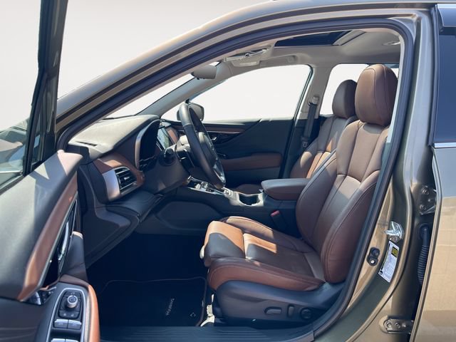 Certified 2025 Subaru Outback Touring XT AWD/4WD image 9