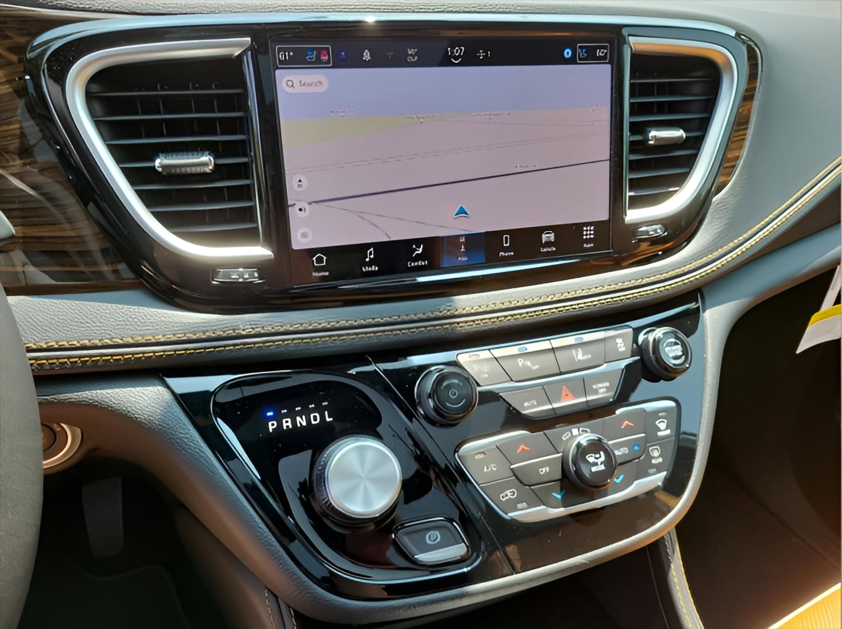 New 2023 Chrysler Pacifica Pinnacle image 12