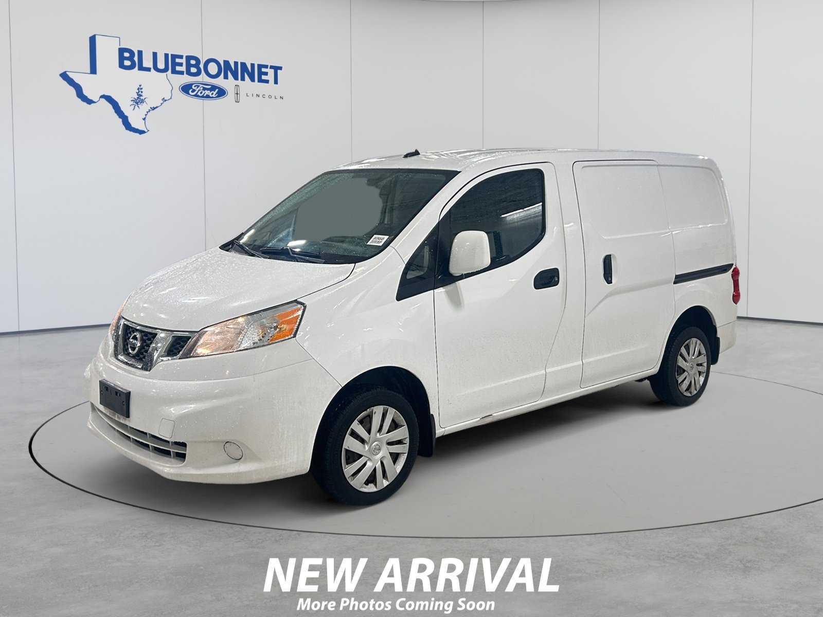 Used 2014 Nissan NV200 SV w/ Technology Package FWD image 1