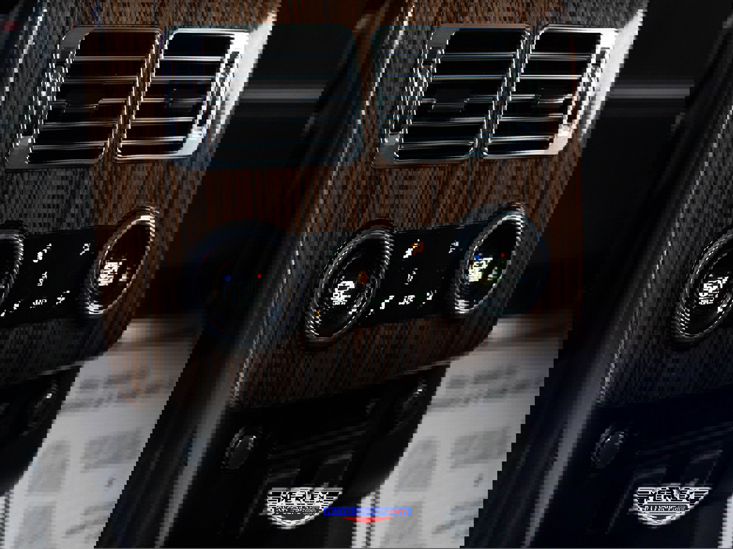 Used 2018 Land Rover Range Rover Long Wheelbase Supercharged image 22