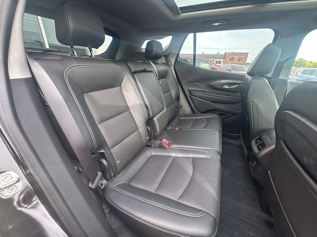 Used 2023 GMC Terrain SLT w/ Tech Package AWD/4WD image 25