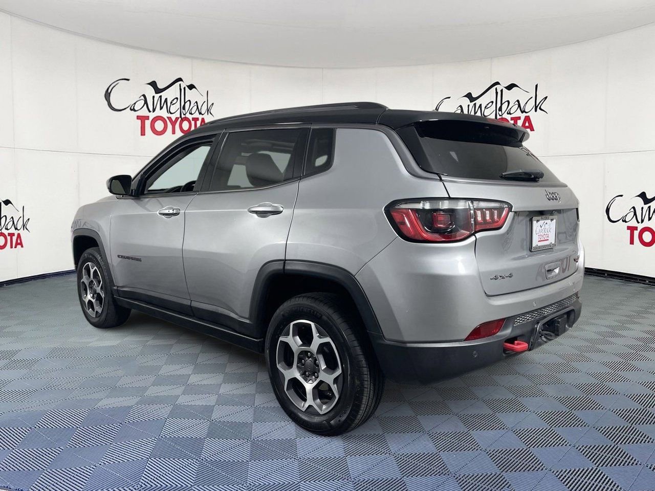 Used 2022 Jeep Compass Trailhawk w/ Sun and Sound Group image 5