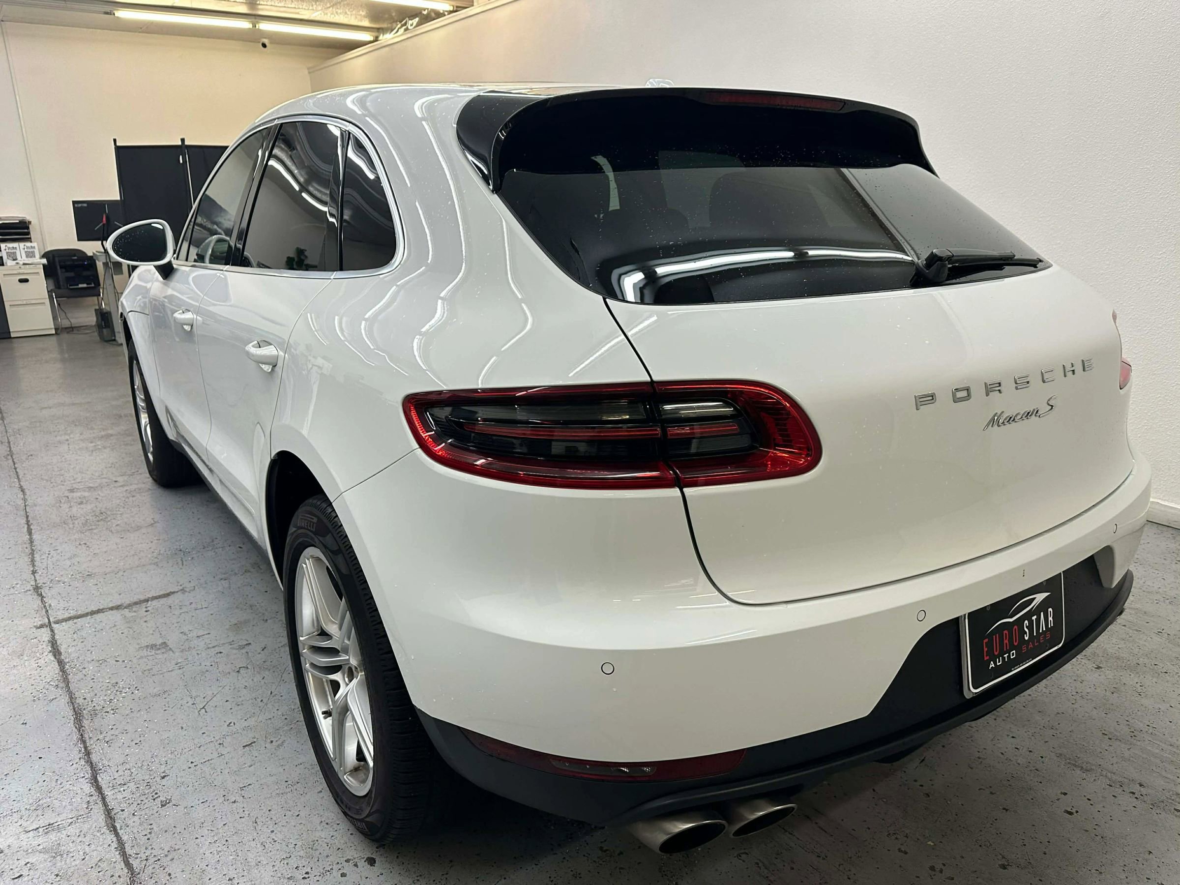 Used 2015 Porsche Macan S image 34