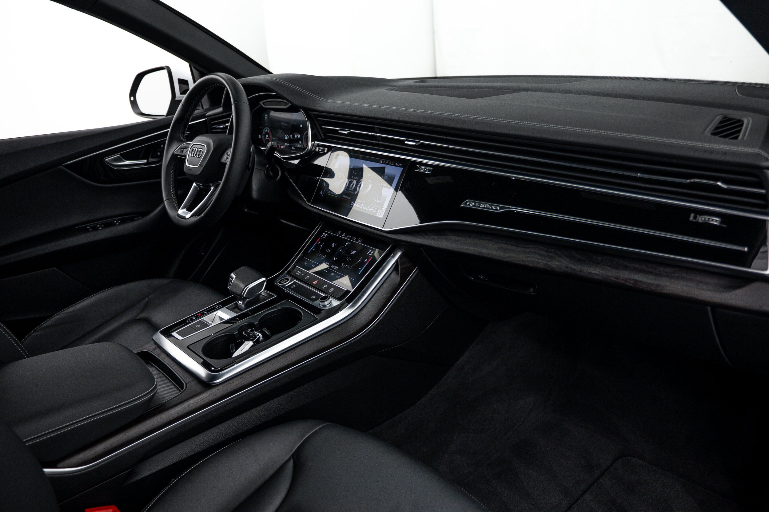 Certified 2023 Audi Q8 Premium w/ Convenience Package AWD/4WD image 8