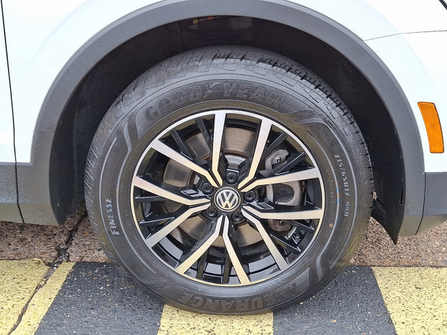 Used 2021 Volkswagen Tiguan SEL image 8