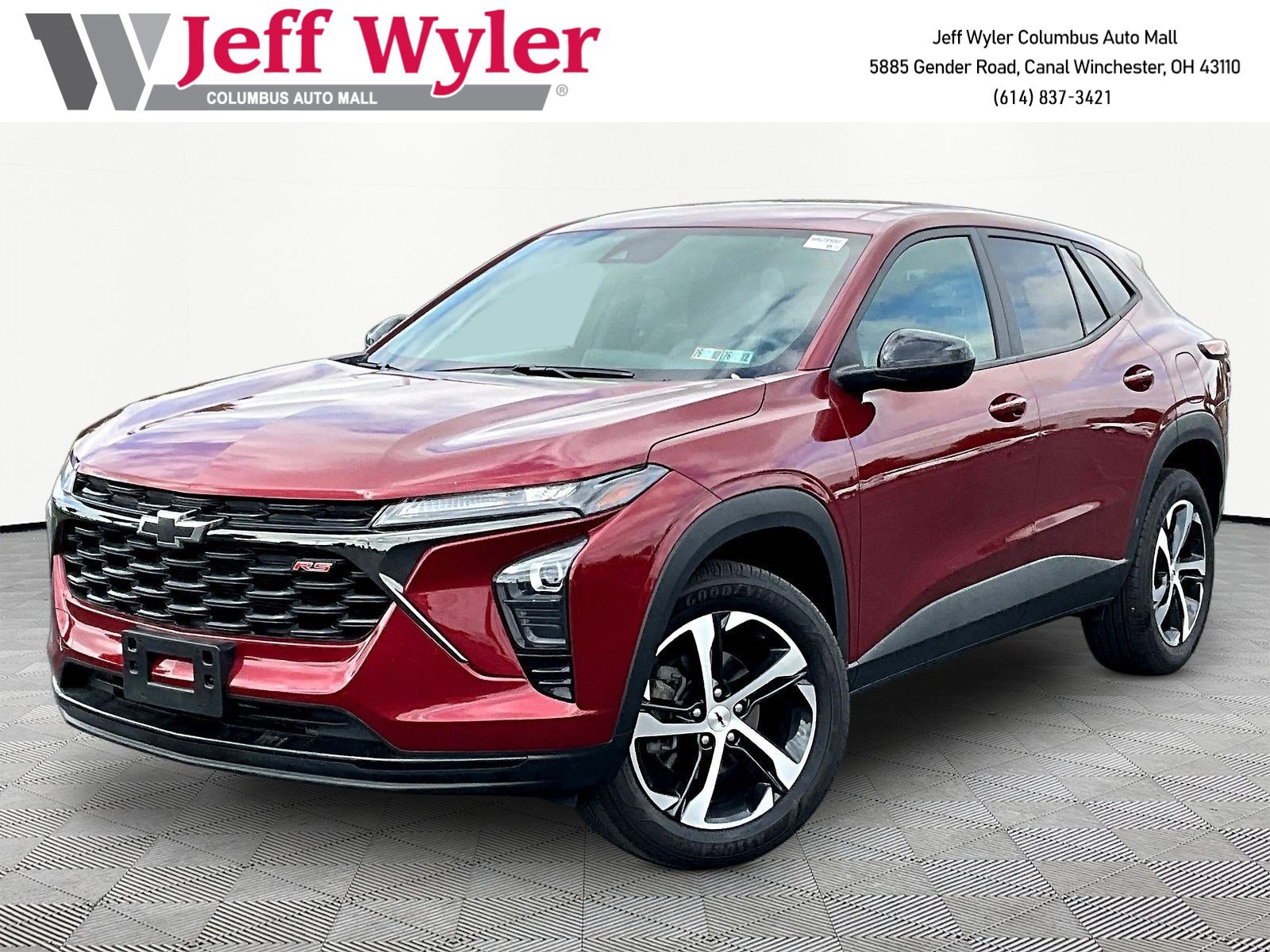 Used 2024 Chevrolet Trax RS FWD image 1