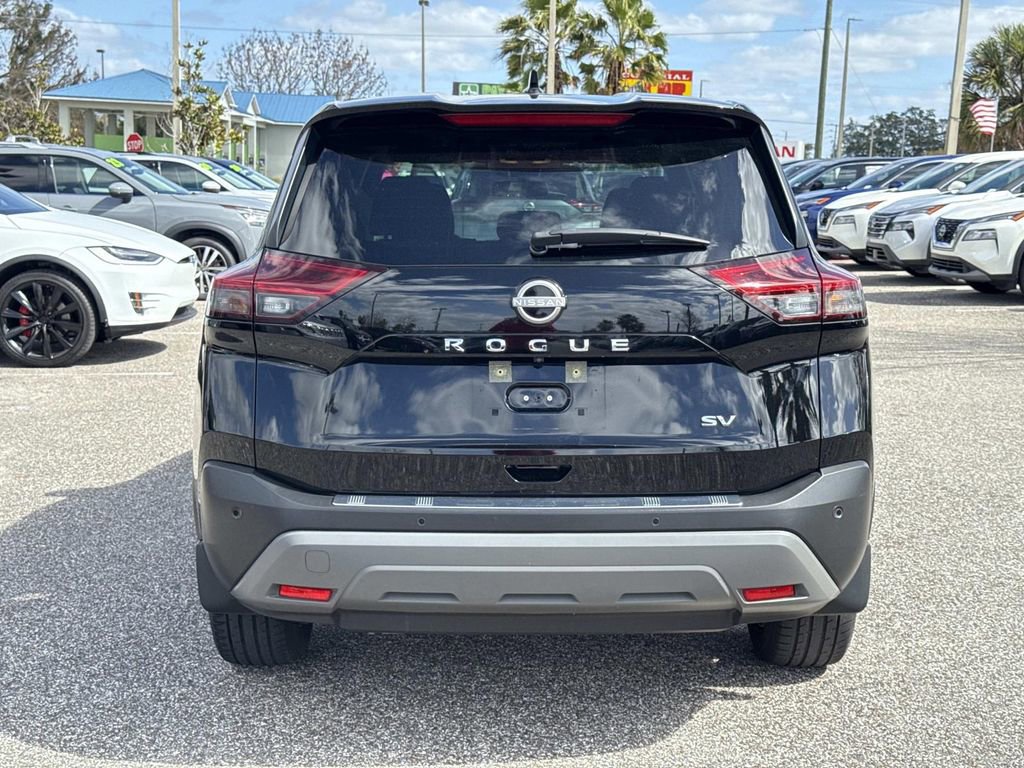 Certified 2023 Nissan Rogue SV image 5
