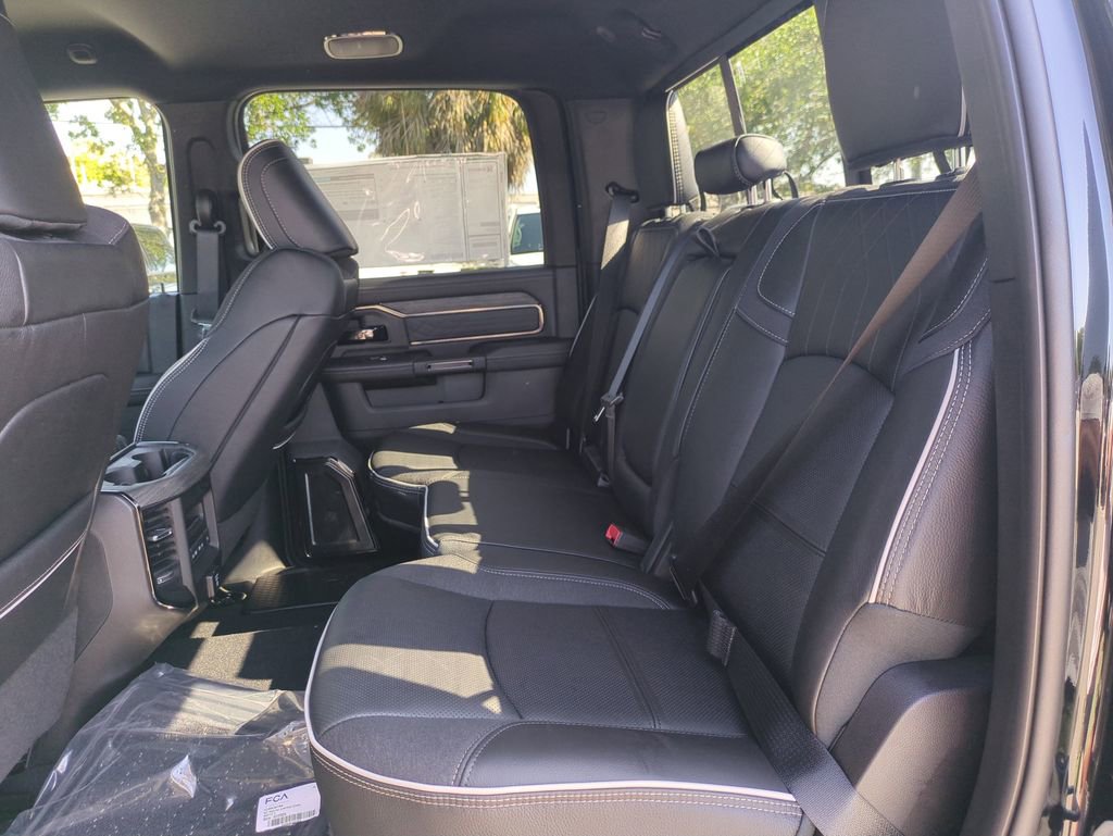 New 2026 RAM 2500 Limited AWD/4WD image 14