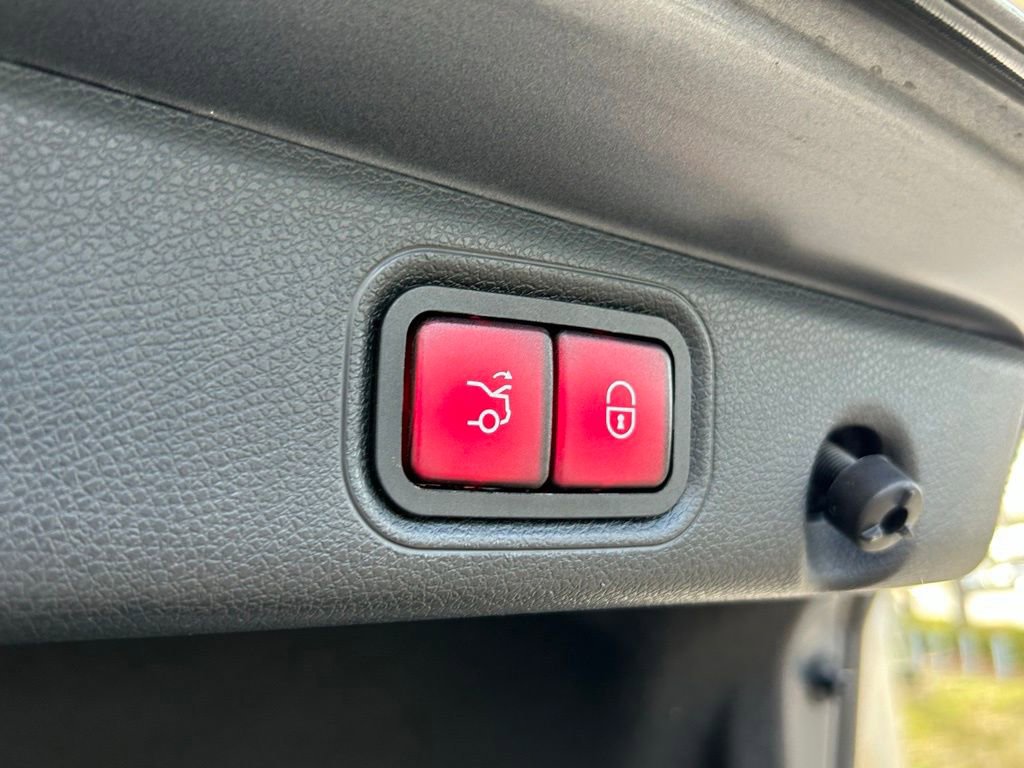 Used 2019 Mercedes-Benz E 63 AMG S image 51