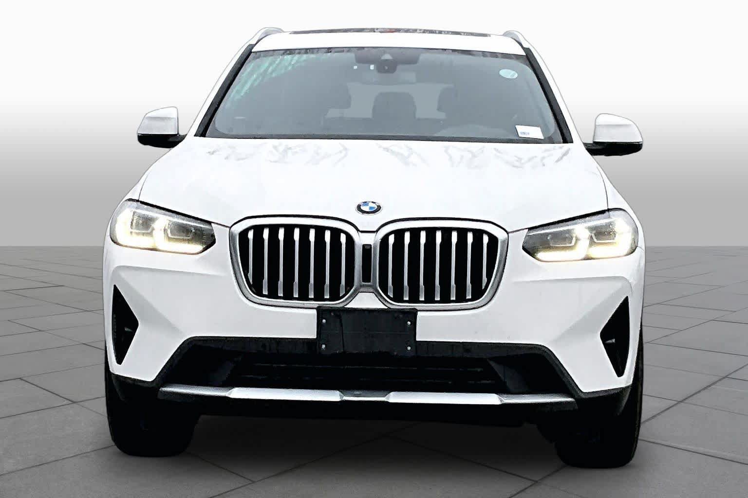 Used 2022 BMW X3 xDrive30i w/ Convenience Package AWD/4WD image 4