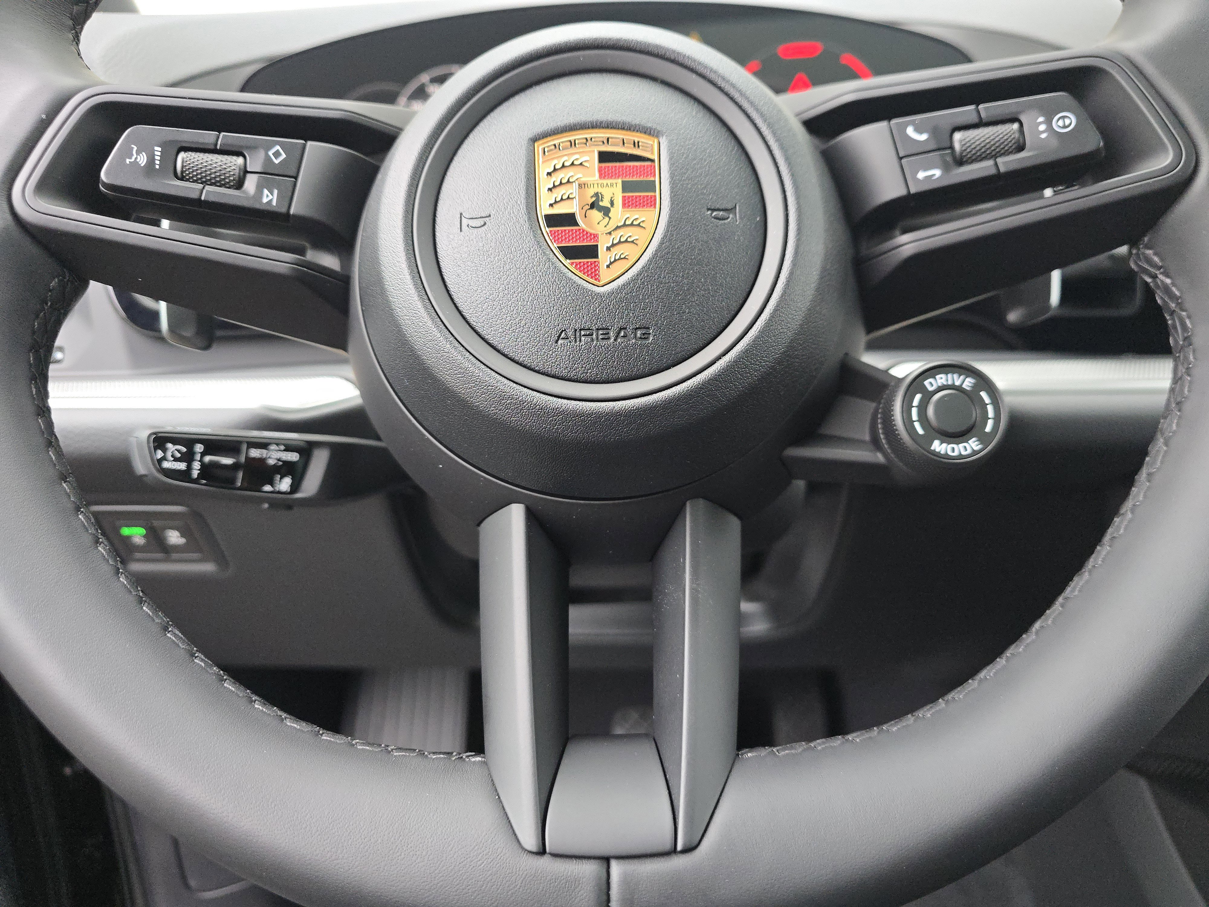 New 2026 Porsche Cayenne E-Hybrid image 18