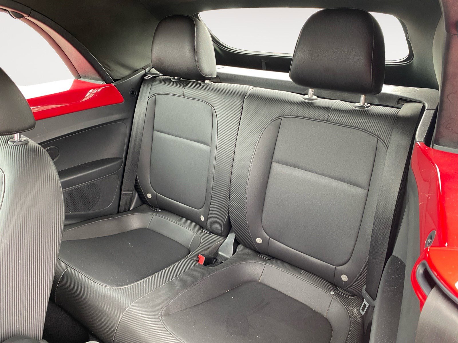 Used 2019 Volkswagen Beetle 2.0T S FWD image 19