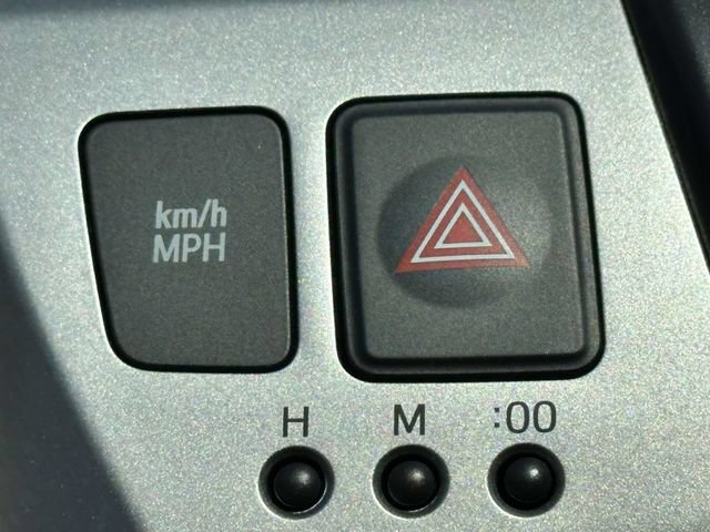 Used 2016 Toyota Prius V Four FWD image 15