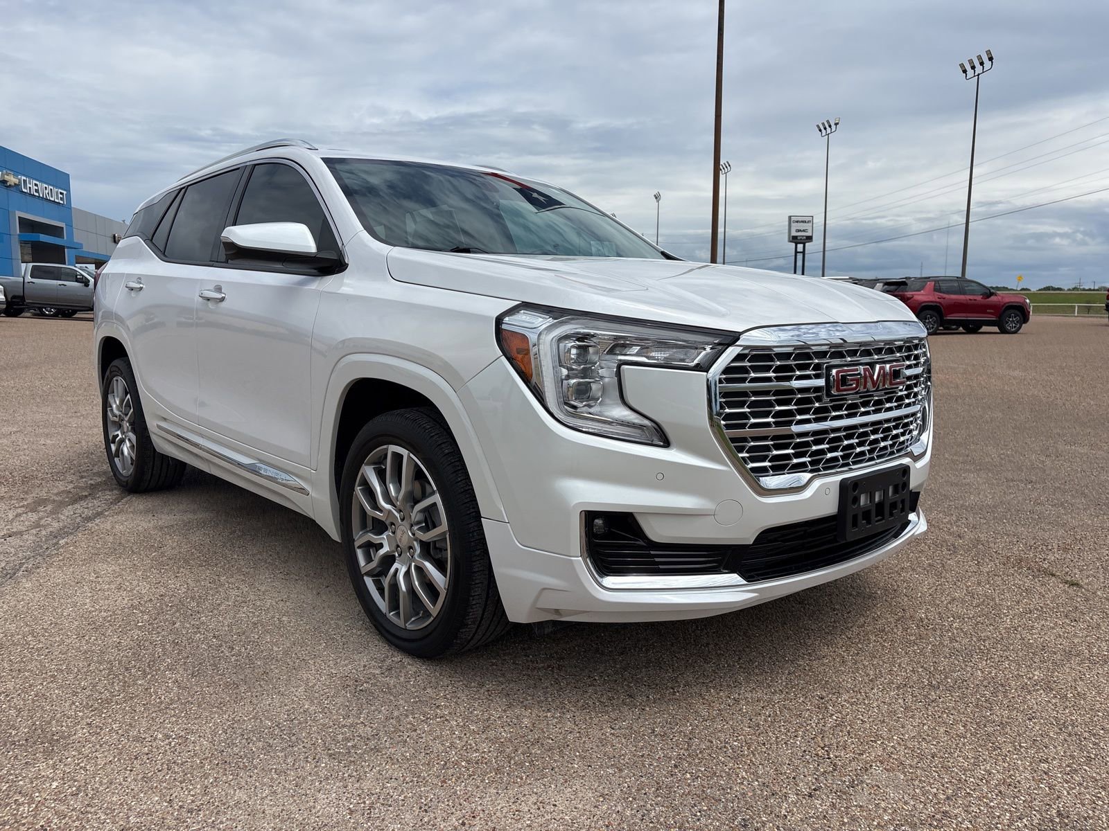 Used 2022 GMC Terrain Denali AWD/4WD image 8