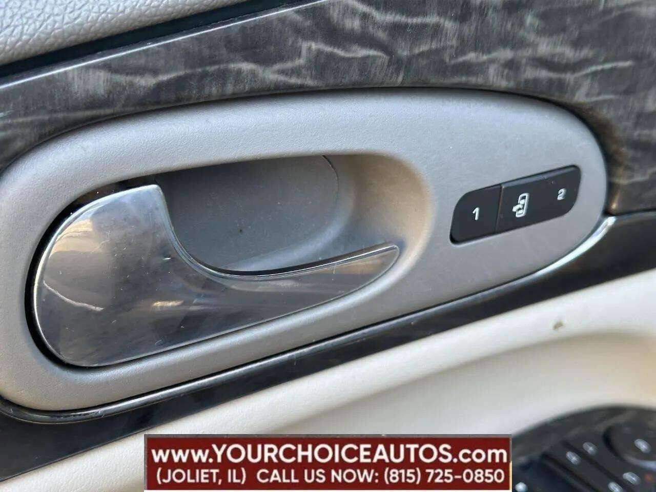 Used 2014 Buick Enclave Premium w/ Trailering Provision Package image 12