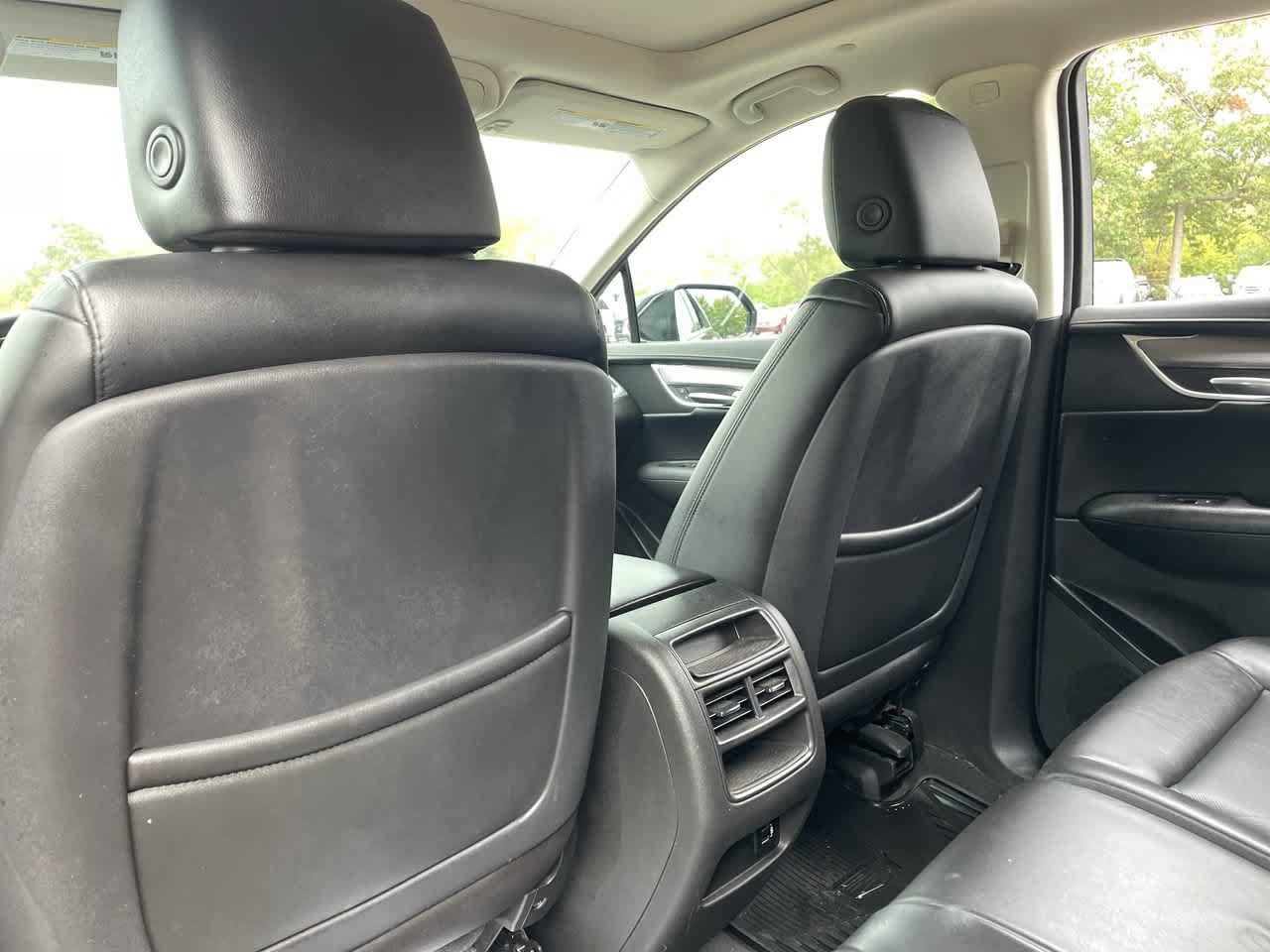 Used 2018 Cadillac XT5 Luxury w/ Driver Awareness Package AWD/4WD image 20