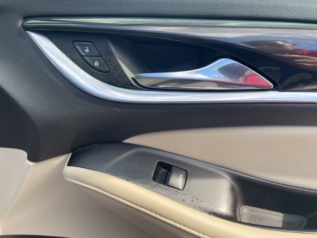 Used 2019 Buick Enclave Premium AWD/4WD image 41