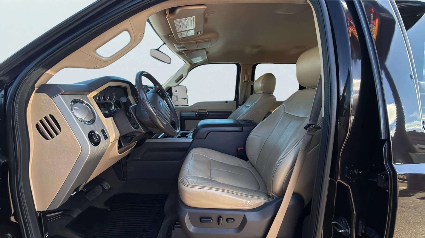Used 2013 Ford F250 Lariat w/ Lariat Interior Pkg image 13