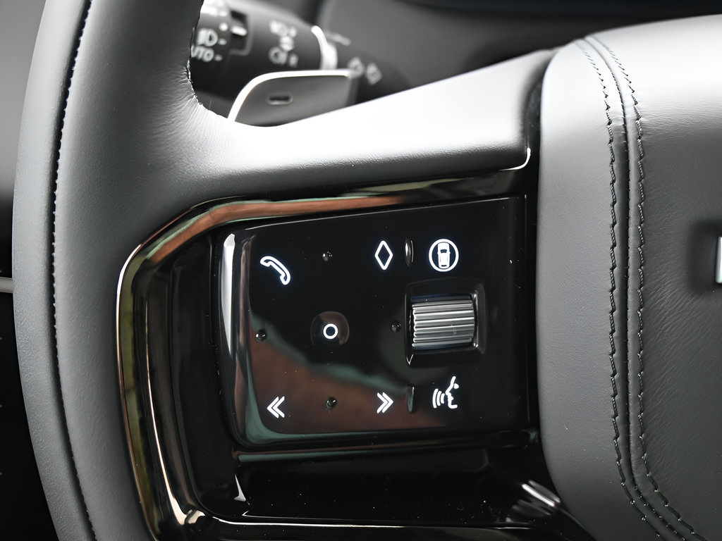 New 2026 Land Rover Range Rover Sport Dynamic SE AWD/4WD image 18