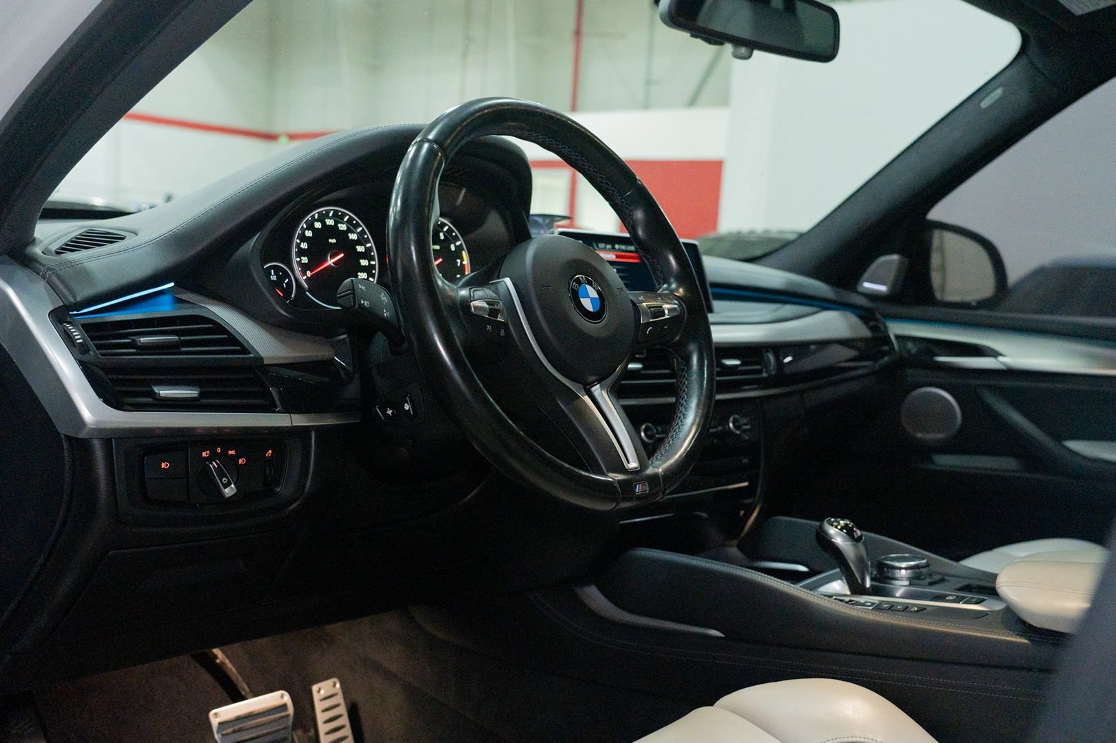 Used 2015 BMW X5 M AWD/4WD image 20