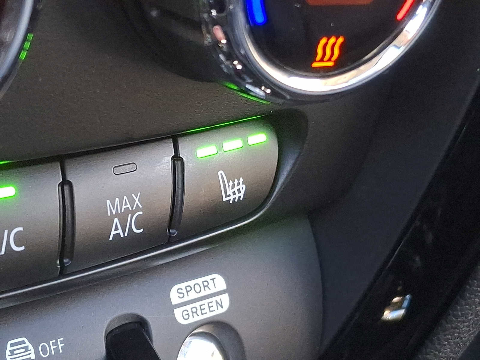 Used 2019 MINI Cooper Clubman S image 19