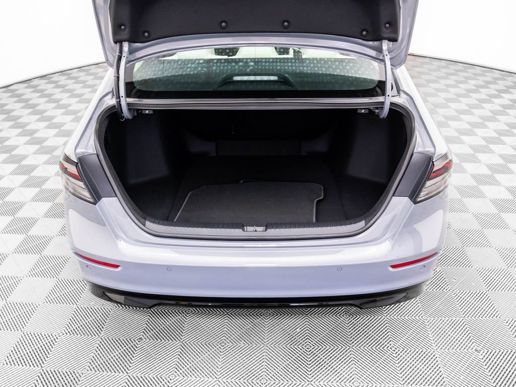 Certified 2025 Honda Accord EX-L image 29