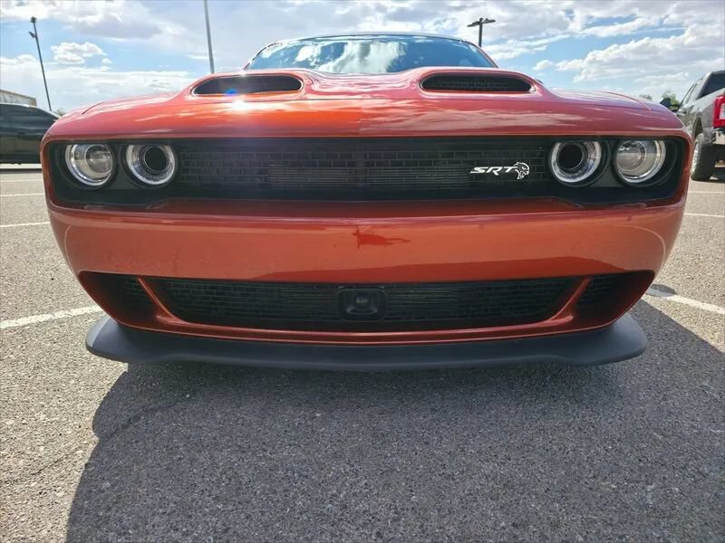 Used 2023 Dodge Challenger SRT Hellcat w/ Driver Convenience Group RWD image 5