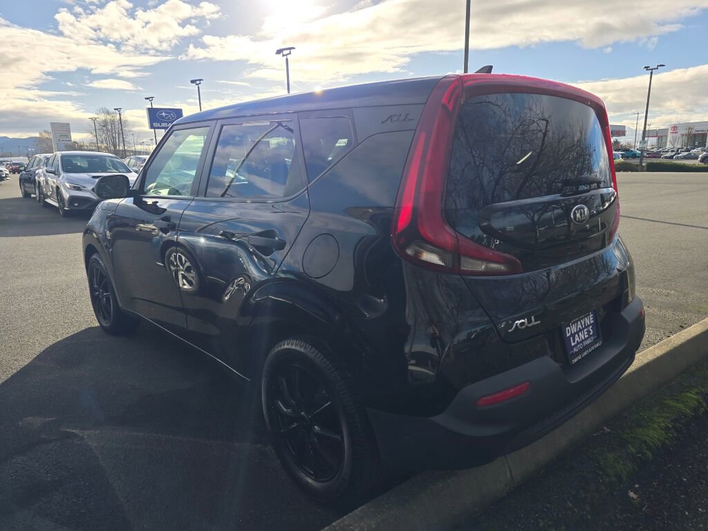 Used 2021 Kia Soul LX image 7