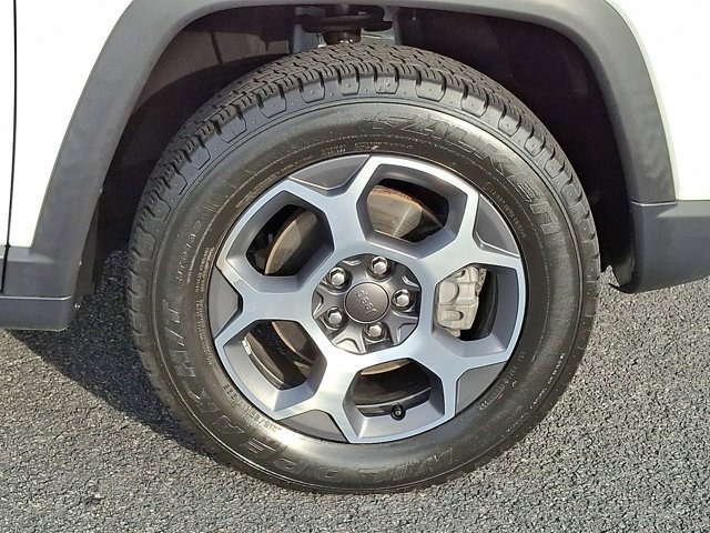 Certified 2022 Jeep Compass Trailhawk w/ Trailhawk Convenience Group image 9