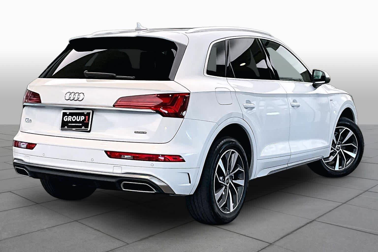 Used 2023 Audi Q5 2.0T Premium Plus w/ Premium Plus Package AWD/4WD image 12