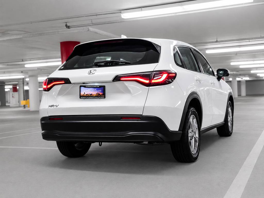 Used 2023 Honda HR-V LX image 6