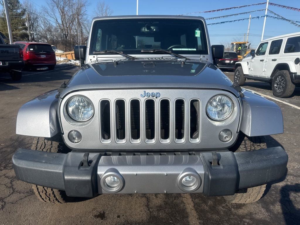 Used 2016 Jeep Wrangler Unlimited Sahara image 8