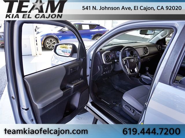 Used 2021 Toyota Tacoma SR5 RWD image 36