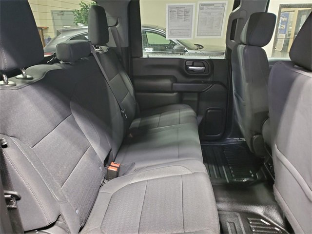 Used 2022 Chevrolet Silverado 2500 LT w/ Convenience Package image 12