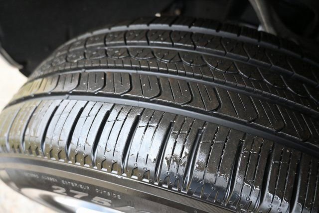 Used 2020 Chevrolet Silverado 1500 LTZ w/ LTZ Premium Package image 9