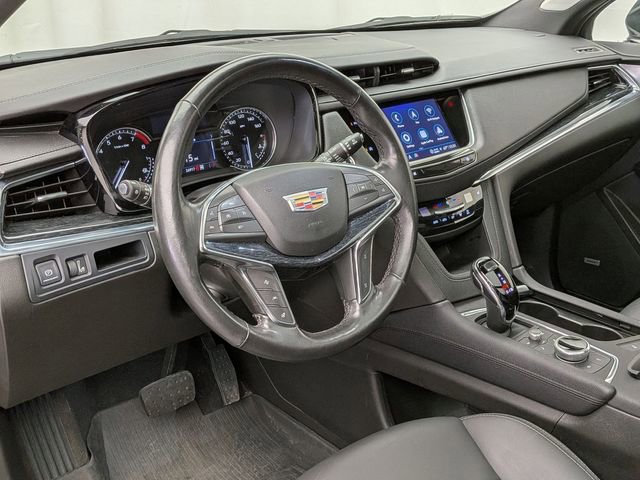 Certified 2023 Cadillac XT5 Premium Luxury w/ LPO, Floor Liner Package AWD/4WD image 9