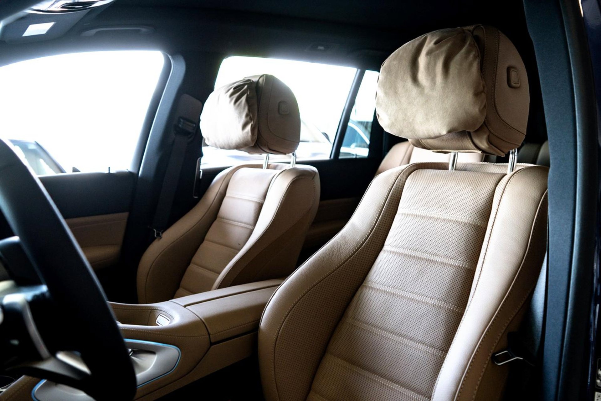 New 2025 Mercedes-Benz GLS 580 4MATIC image 11
