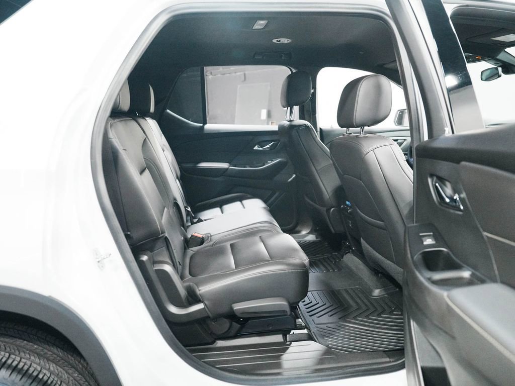 Used 2022 Chevrolet Traverse LT w/ LPO, Floor Liner Package AWD/4WD image 36